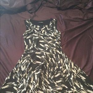 Beautiful and playful Express dress!